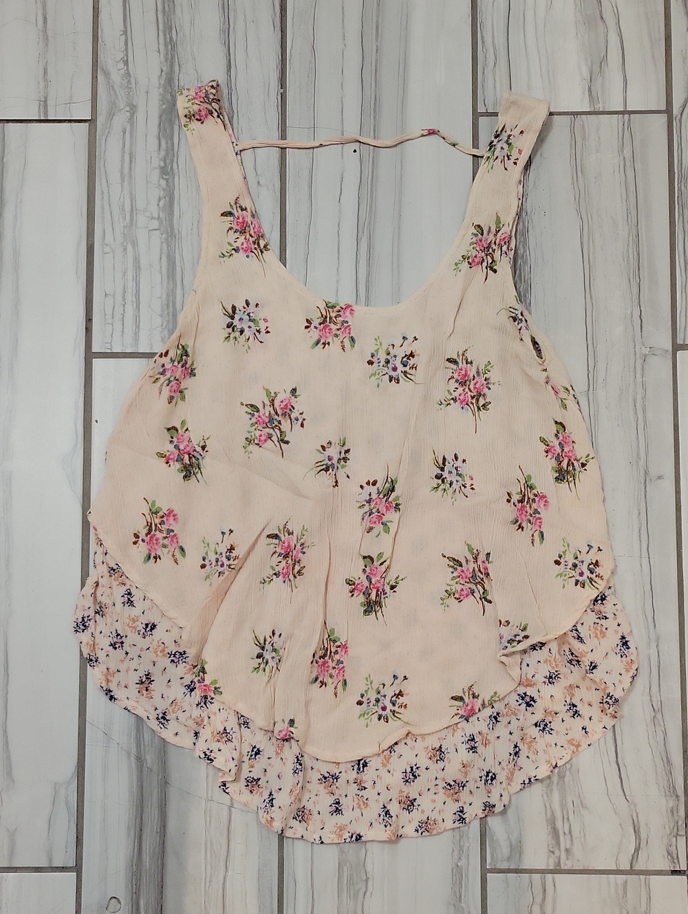 Mossimo Supply Co. Light Pink Floral Layered Scoop Tank